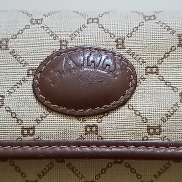 Bally Crossbody Bag - Picture 4 of 9
